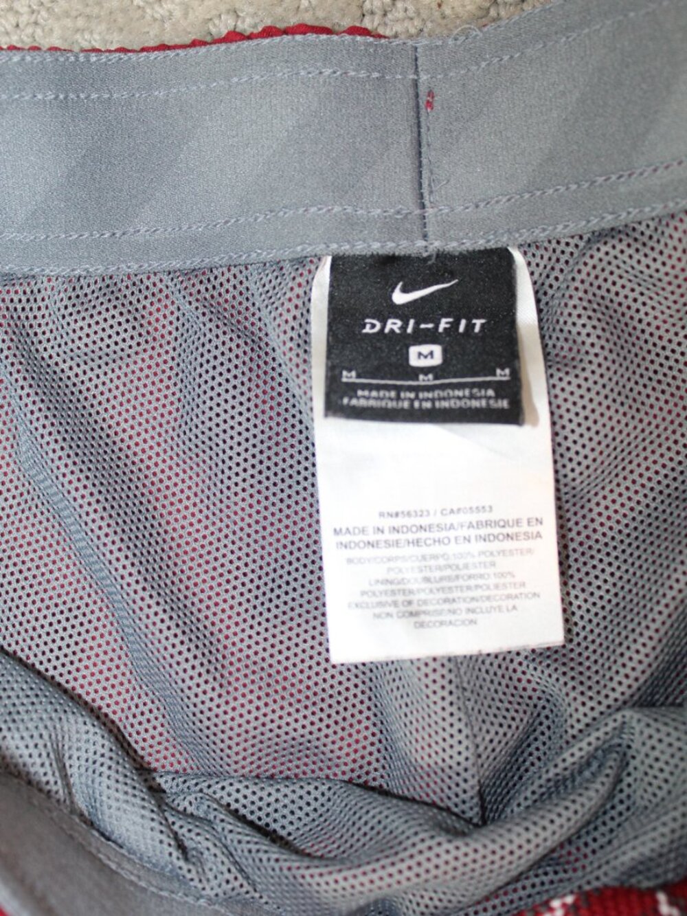 Nike Dri-Fit Size M Red Razorback Patch Track Pants - Picture 7 of 9